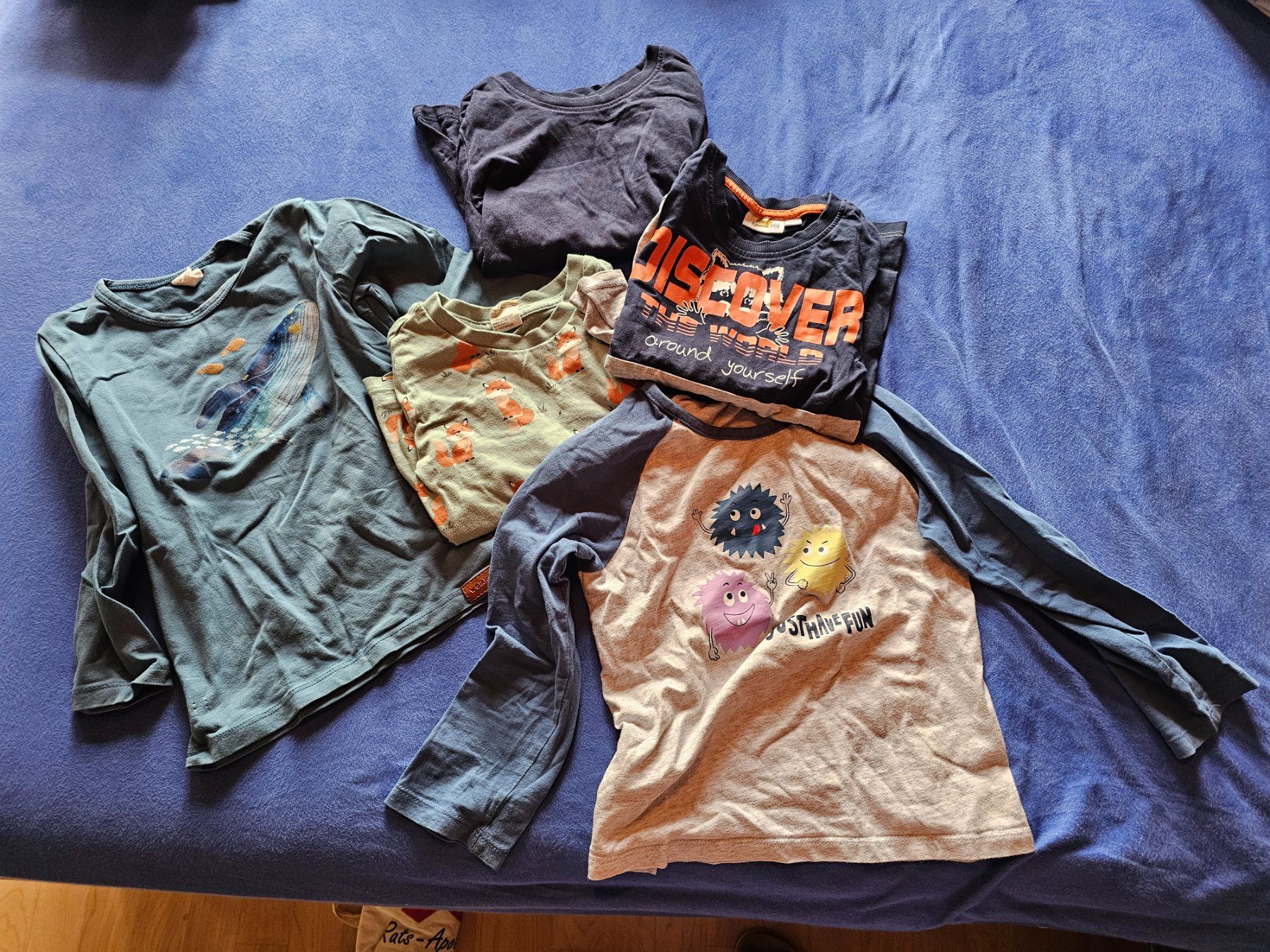 Lotti & Set di vestiti: Kleiderpaket Kinder 98/104 – Usato da Frauenkappelen venduto da Iceman 1