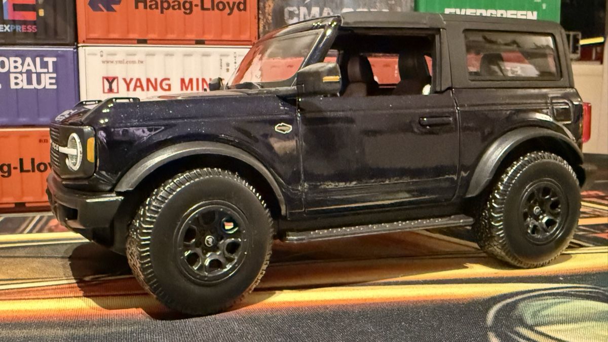 Ford Modellini d'auto: Ford Bronco 2021 1:18 – Nuovo (secondo la descrizione) da Basel venduto da Zomeg 5