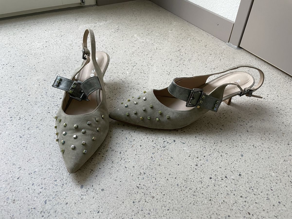 Scarpe da donna: Posito Slingpumps Gr.41 – Usato da Zürich venduto da Mary233 1