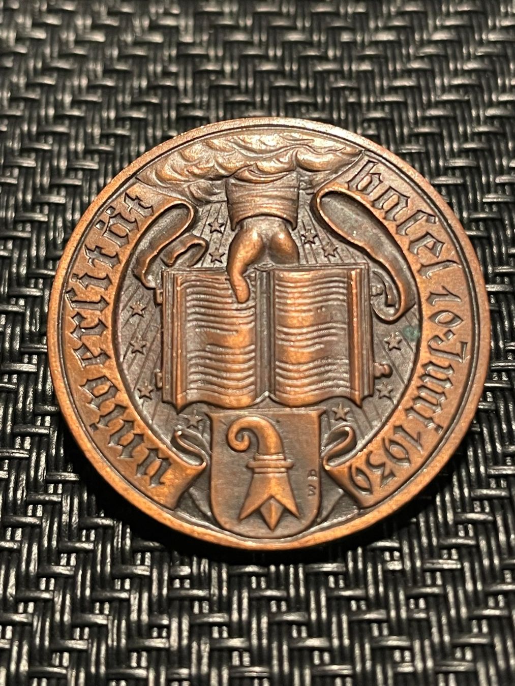 Plaketten & Abzeichen: Universität Basel 1939 – Gebraucht aus Aarburg von glaibasel57