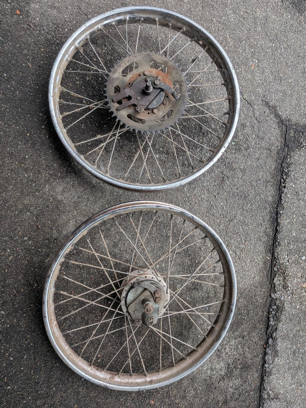Cerchioni: Speichenfelgen 17" Vermutlich Peugeot  – Difettoso da Illnau venduto da V.Fendt 5
