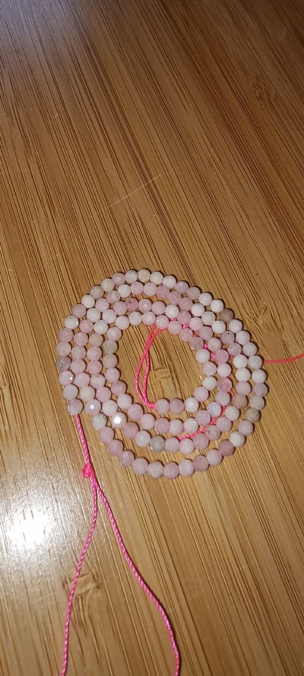 Minerali & Pietre curative: Opal rosa 3mm. facettiert Strang RAR – Nuovo e nell'imballaggio originale da Menziken venduto da Mirager 2