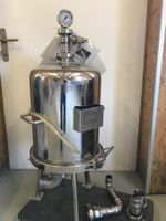 Professioneller Edelstahl-Druckfilter, neuwertig, Top Zus...