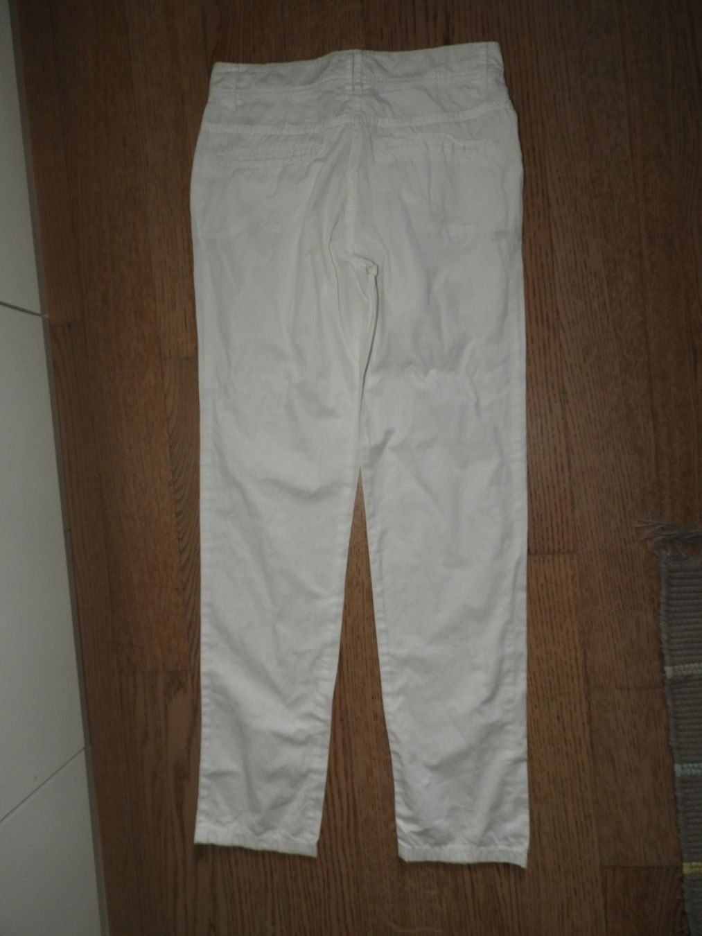 Hosen: Mädchenhose weiss Grösse 164 – Gebraucht aus Hergiswil NW von Noema2006 2