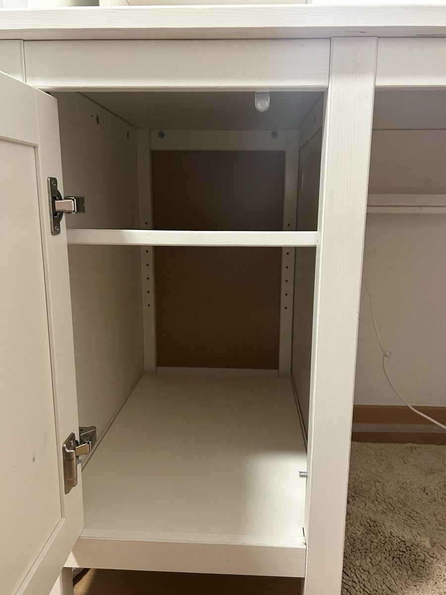 Ikea Schreibtische: Ikea Pult Idanäs – Gebraucht aus Bremgarten AG von mix_rsl7 2