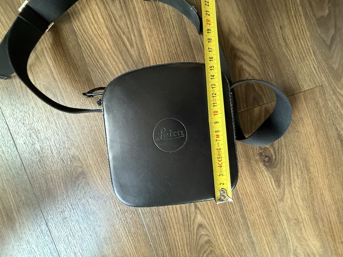 Leica Taschen: Leica Kameratasche – Gebraucht aus Aarburg von Schatzaffe 3