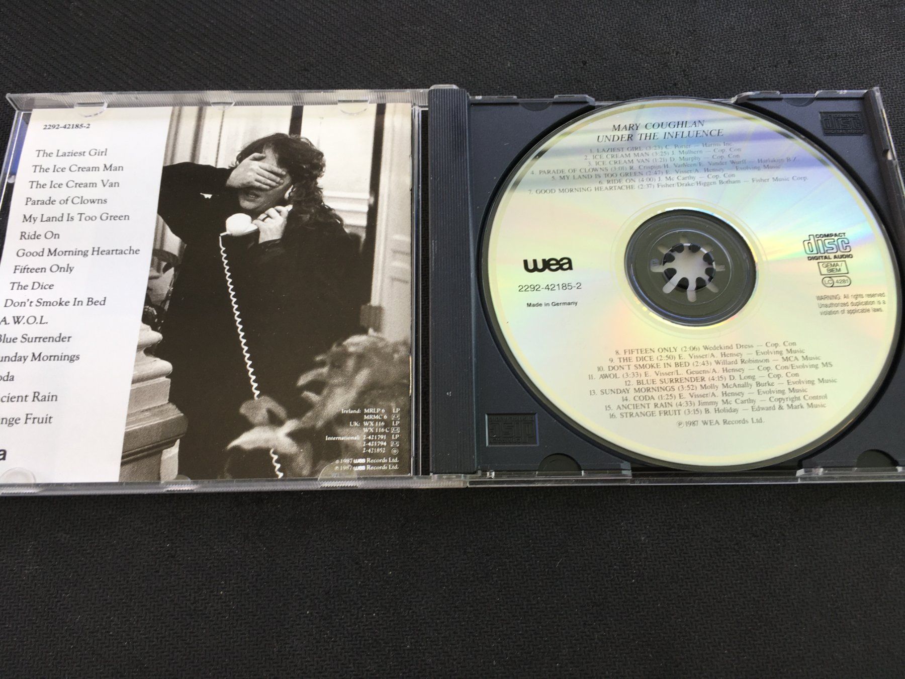 CDs: Mary Coughan - Under the influence -CD- – Gebraucht aus St.Gallen von MedienJoe 1