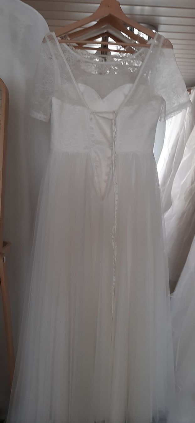 Vestiti: Brautkleid Midi neu Gr.40 – Nuovo (secondo la descrizione) da Obergerlafingen venduto da bigsound 2
