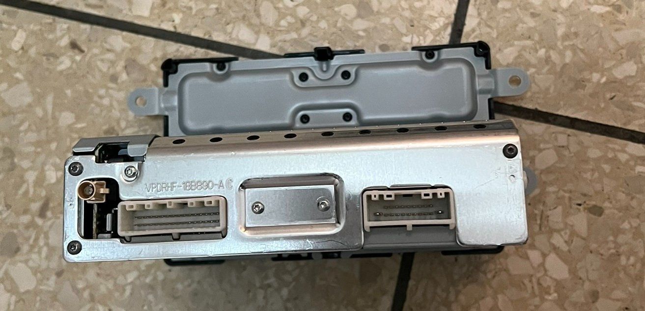 Radio: Original Smart ( 453 )Radio, inklusive Abdeckblende – Nuovo e nell'imballaggio originale da Dietikon venduto da Numis8953 2