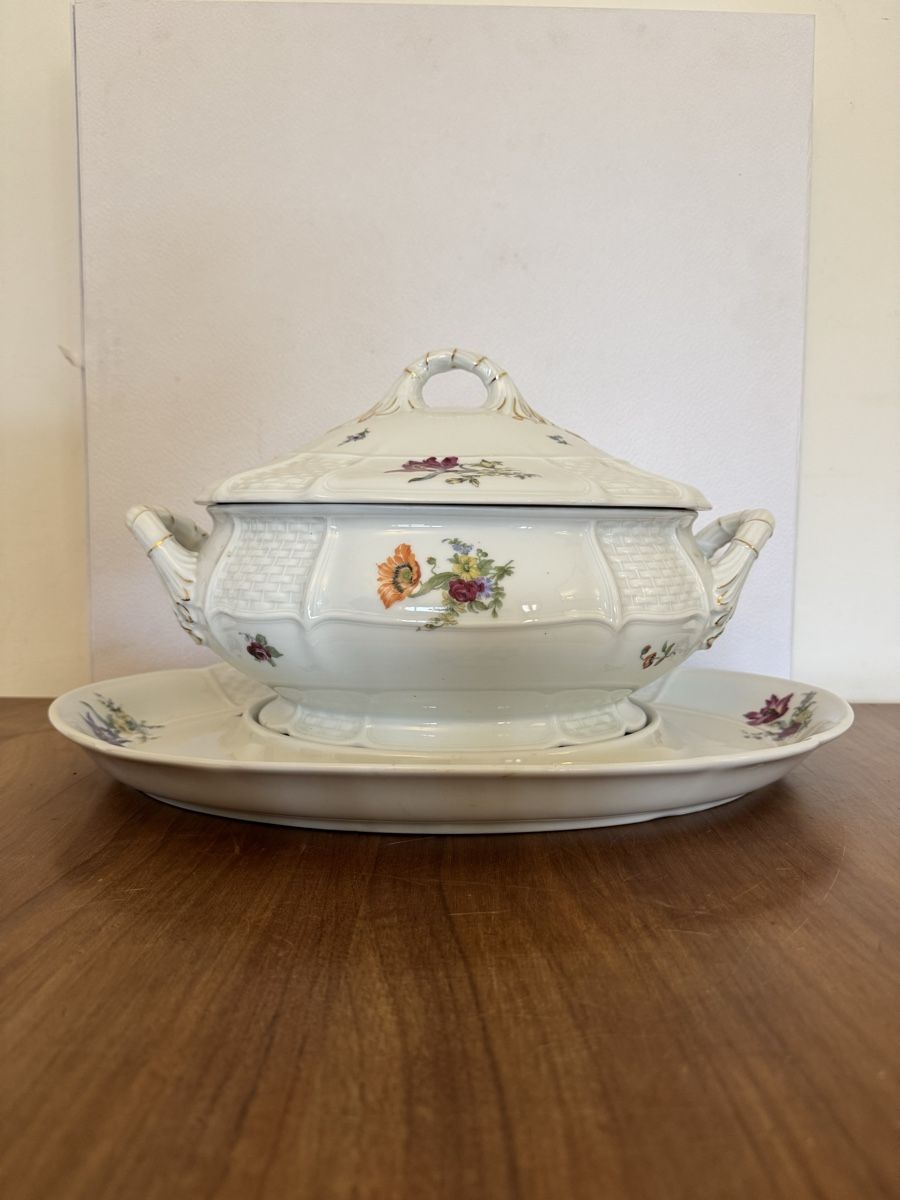 Rosenthal Ciotole: Rosenthal - Ovale Suppenterrine mit Deckel und Servierplatte – Usato da Zürich venduto da Nobs1 3