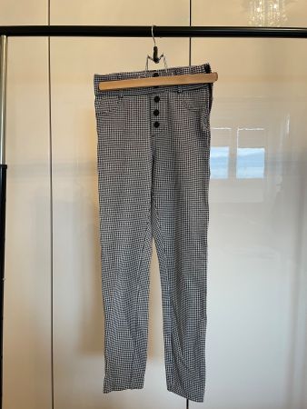 Zara Hose