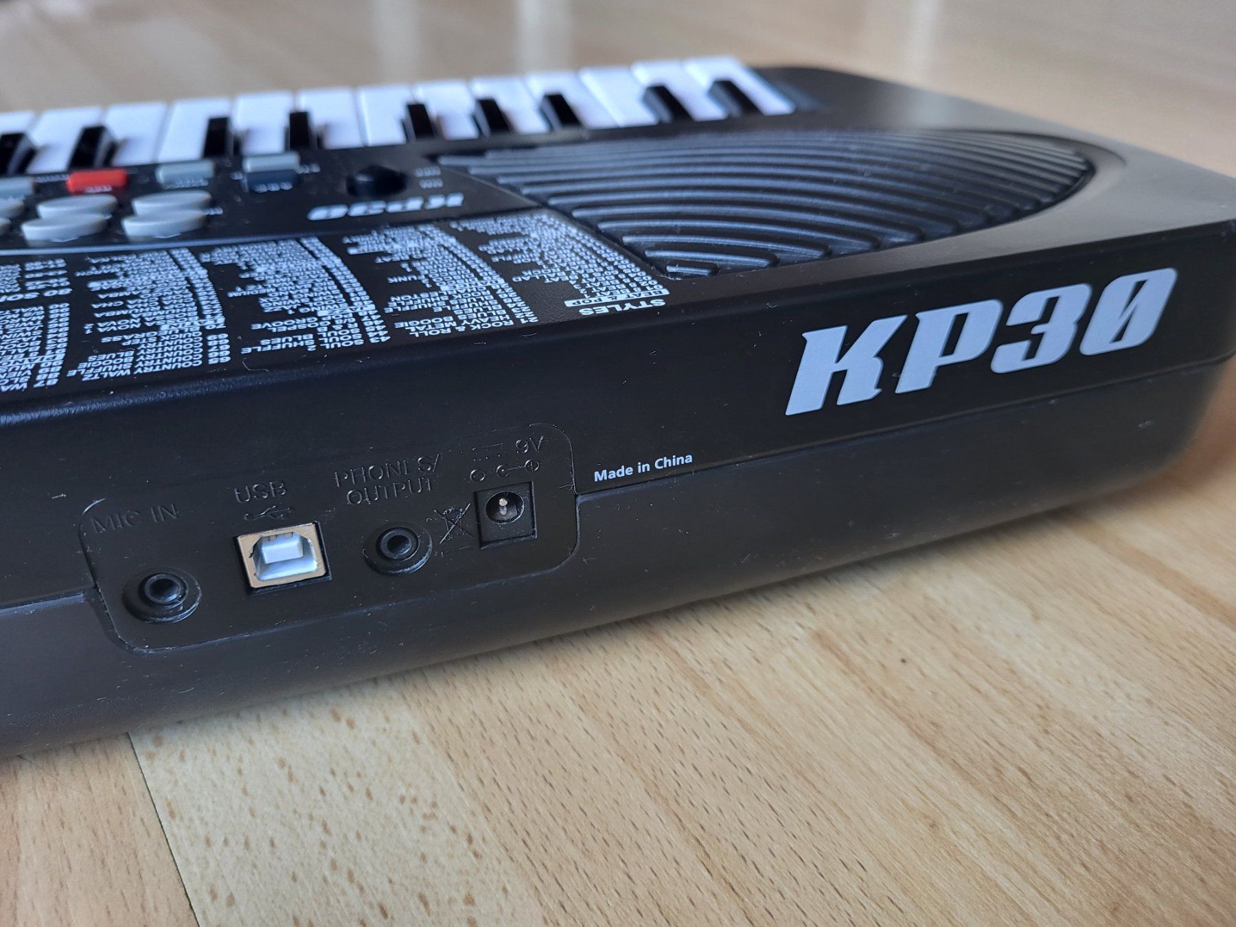 Strumenti musicali: Neuwertiges Keyboard Kurzweil KP30 – Usato da Eggiwil venduto da kariiina 1