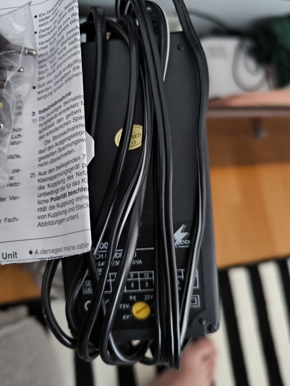 Alimentazione elettrica: Monacor PSS-5000 Schaltnetzgerät – Usato da Zürich venduto da l.to 1