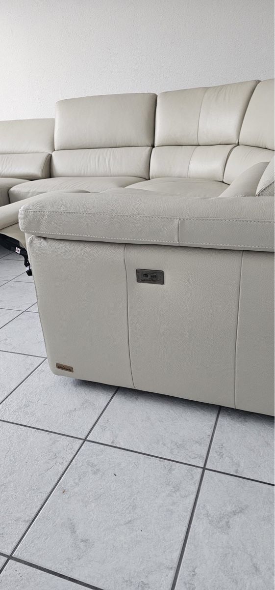 Sofas: Ledersofa – Neu (gemäss Beschreibung) aus Schöftland von Boston73 3