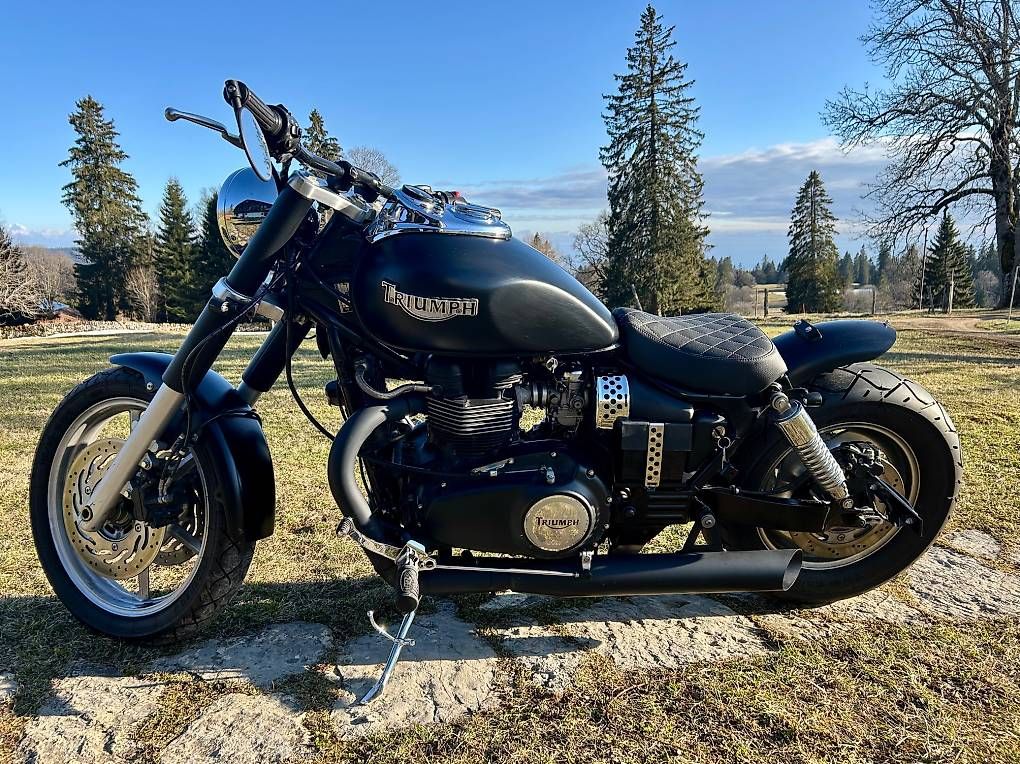 Triumph Chopper: TRIUMPH Speedmaster 800cc / CUSTOM – Usato da La Vue-des-Alpes venduto da Stan25