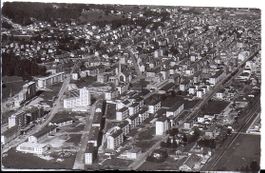 LA CHAUX - de - FONDS, quartier de l'ouest et rue du Locle