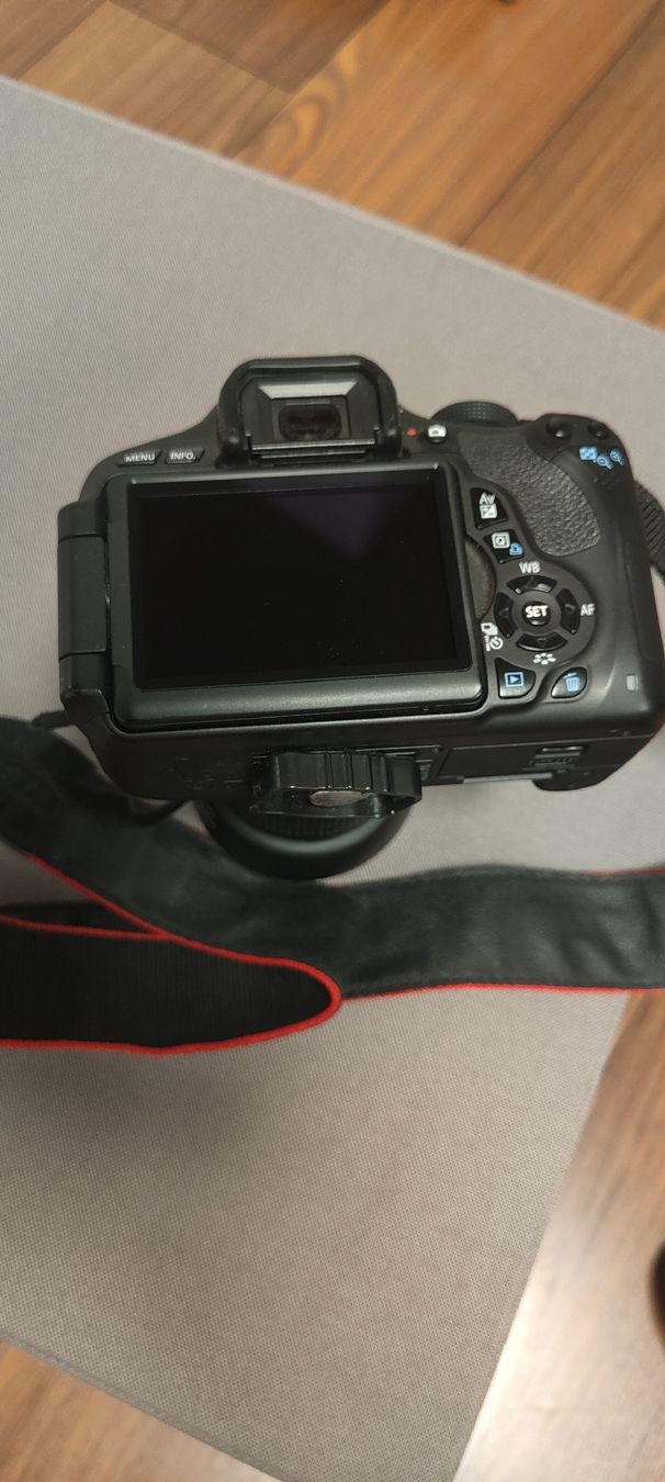Canon Fotocamera: Digitalkamera Canon EOS 600D Set mit Objektiv – Usato da Muhen venduto da Hummingbird80 6