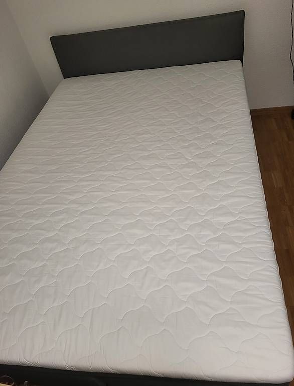 Letti: Boxspringbett 140x200  – Usato da Siebnen venduto da daus02