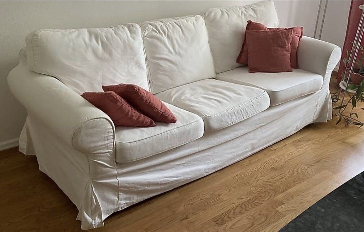 Ikea Sofas: 3 er Sofa Weiss  – D'occasion à Allschwil par AnnixAnnox