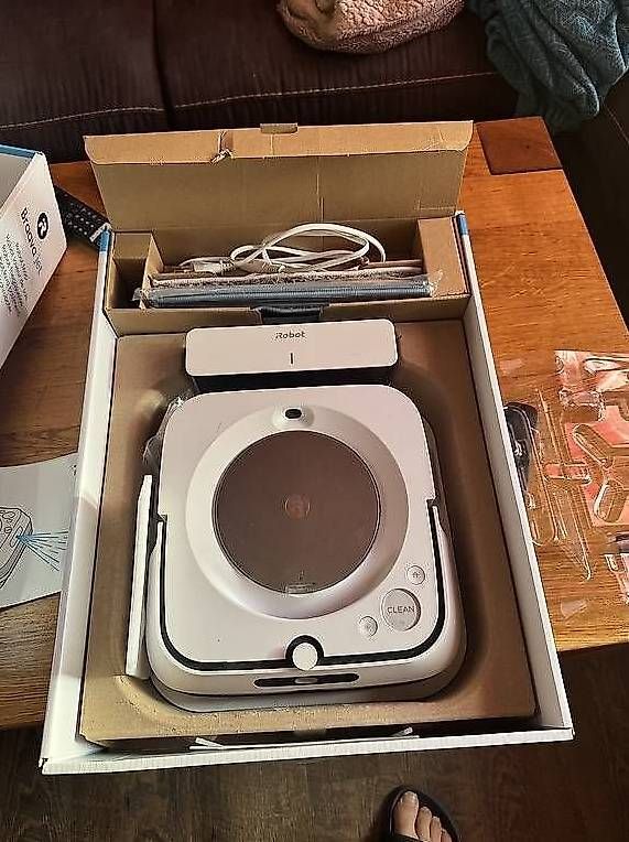 Aspirateurs & Accessoires: IRobot Braava Jet M6 – D'occasion à Vallorbe par val_r78w 2