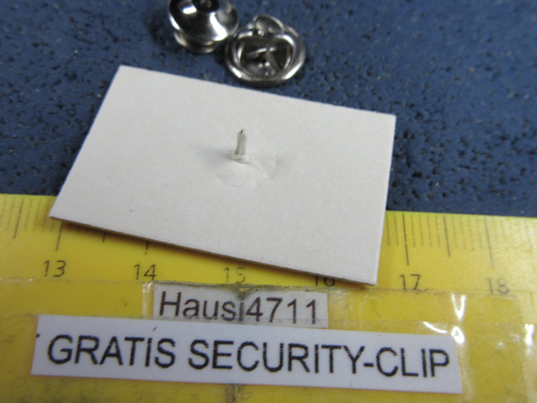 Lancia Placchette & Badge: LANCIA LAMBDA 1928 AUTO OLDI PIN GLASIERT MIT SECURITY-CLIP – Usato da Ettingen venduto da Hausi4711 1