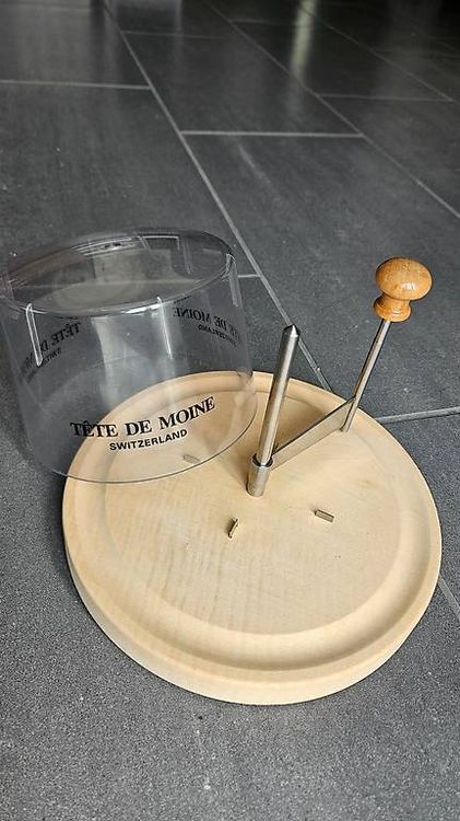 Girolle Käseschaber Tête de Moine mit Kunststoffglocke NEU ! (Neu ...