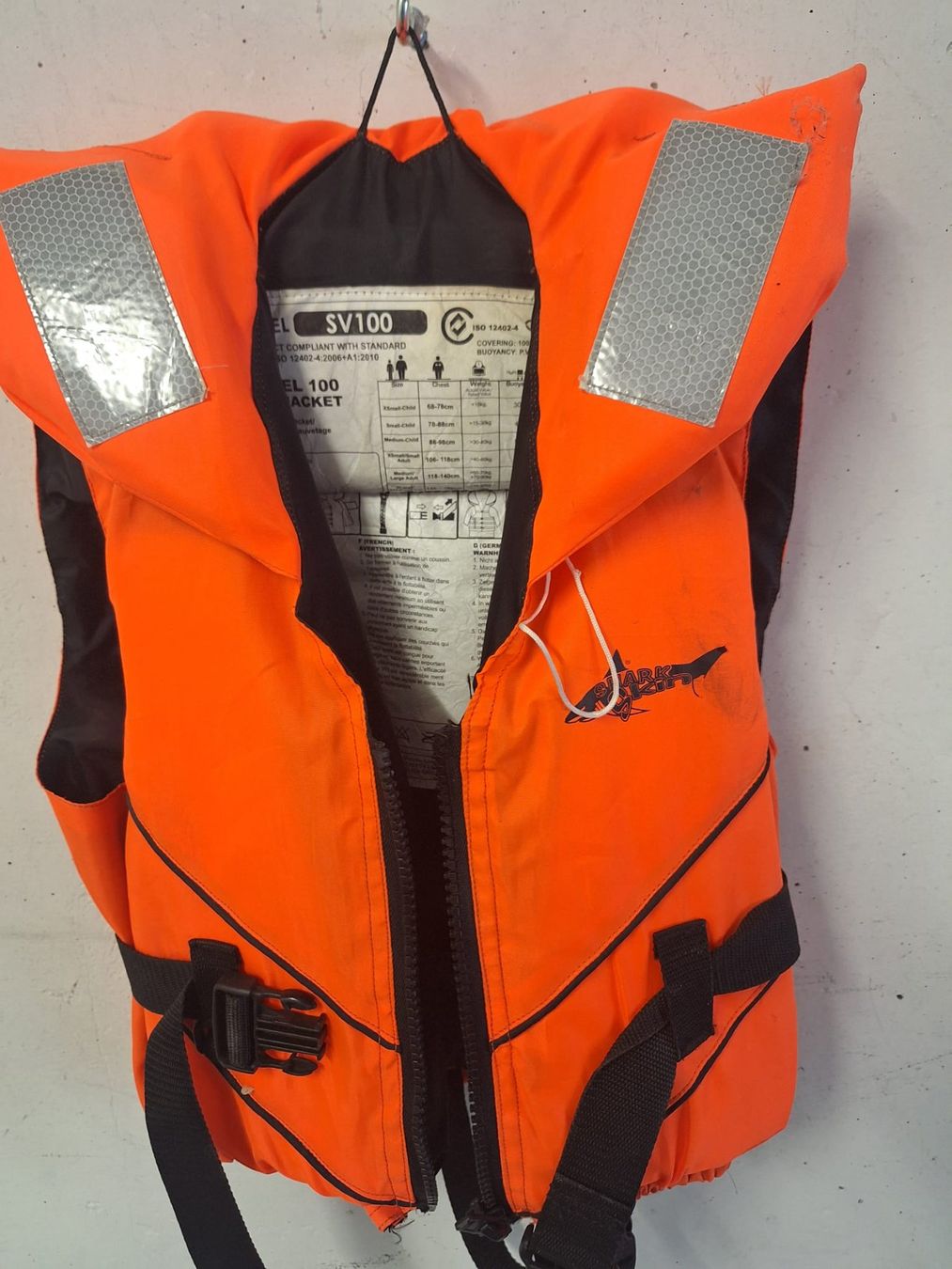 Giubbotti di salvataggio: 2 Schwimmwesten / Rettungswesten Kinder – Usato da Lachen SZ venduto da arm_88pw 4