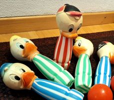 Walt Disney -Donald Duck Bowling Set Vintage 🤩