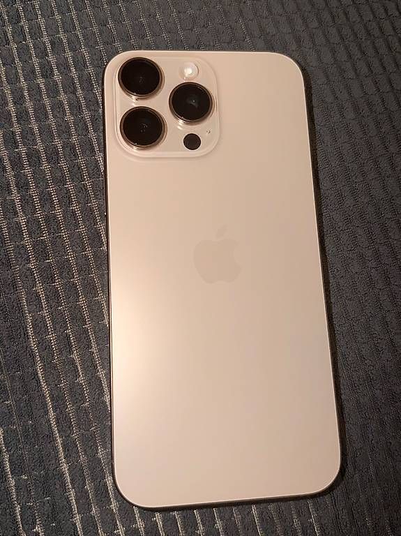Handys / Smartphones: Neuer Iphone 16pro max – Neu und originalverpackt aus Hausen AG von dga_nr59 3