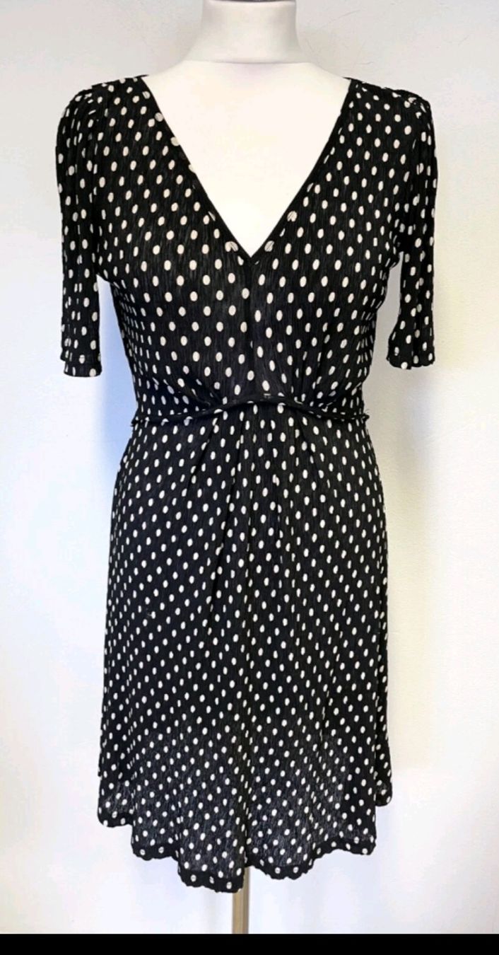 Vestiti: Mango Sommerkleid Pünktli Schwarz Weiss  – Usato da Zürich venduto da Koko023