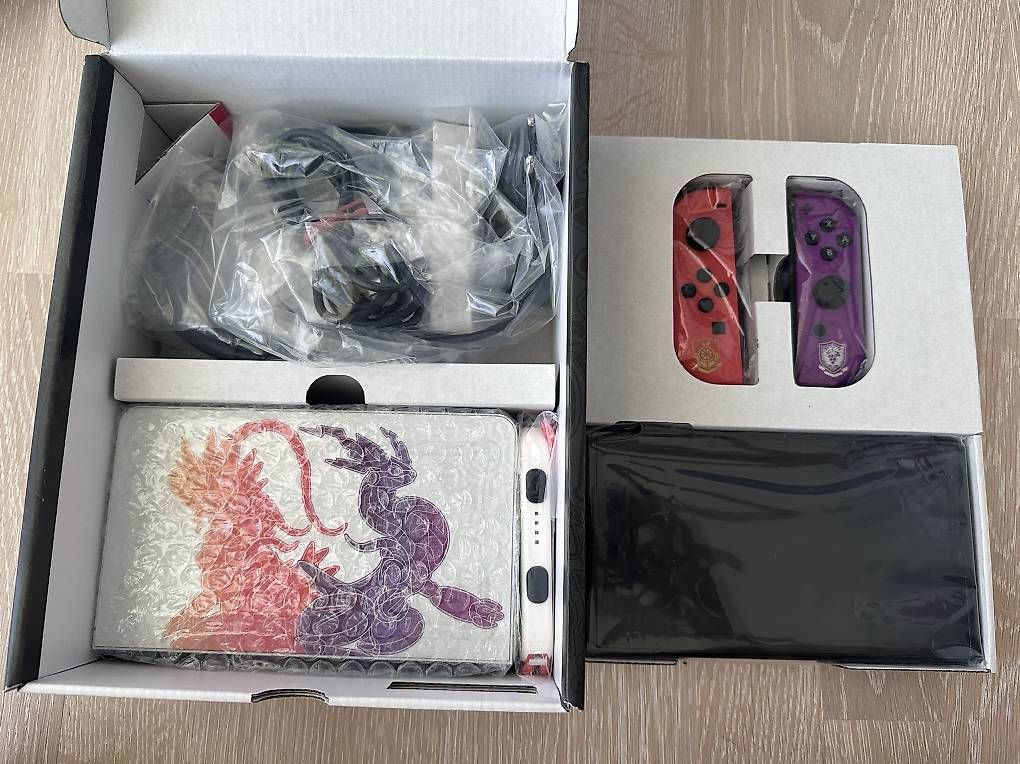 Nintendo Consoles: Console Switch OLED collector Pokémon – D'occasion à La Tour-de-Peilz par MD2020 2
