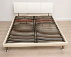 Doppelbett Hasena Schweizer Qualität 180 cm mit Lattenrost