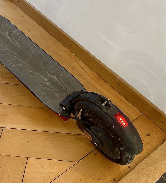 Kickboard: Trotinette E-TWOW GT + SL Swiss édition  – Usato da Lausanne venduto da isa_qf8z 3
