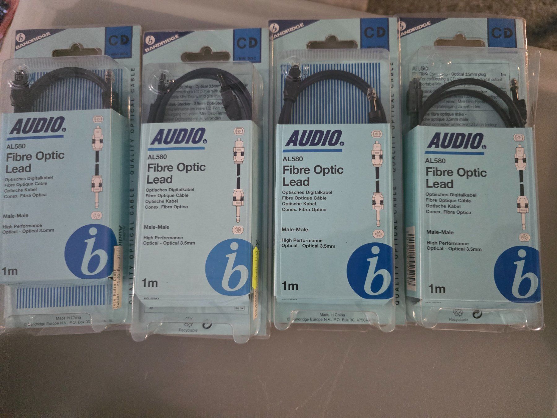 Cavi: Riesiges Audio & Video Kabel/Adapter Set – Nuovo (secondo la descrizione) da Herzogenbuchsee venduto da furiousdo19 7