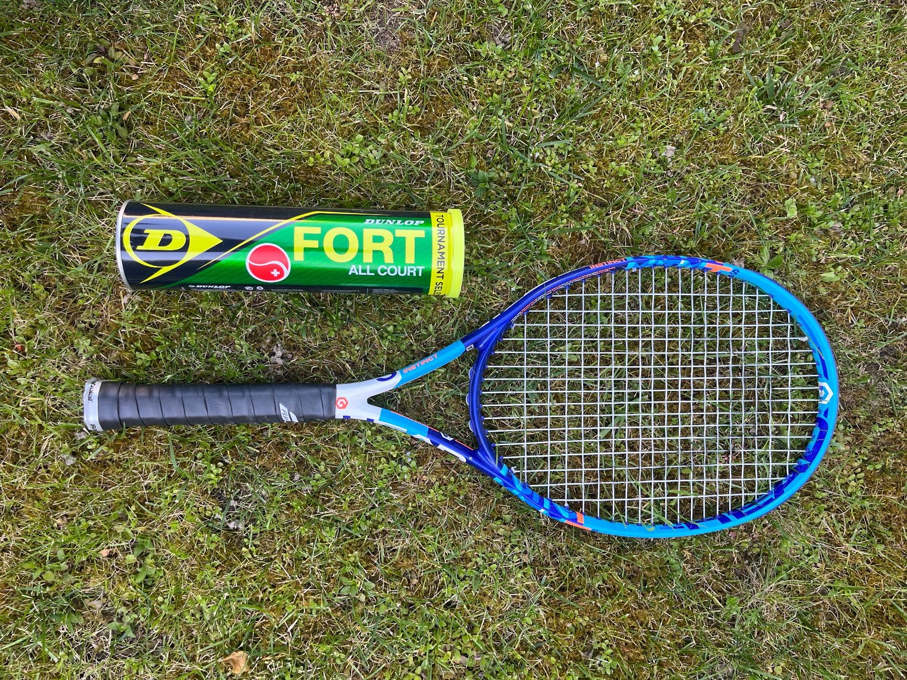 Head Schläger: Head Tennisschläger + Tennisbälle – Gebraucht aus Uster von r_mendes