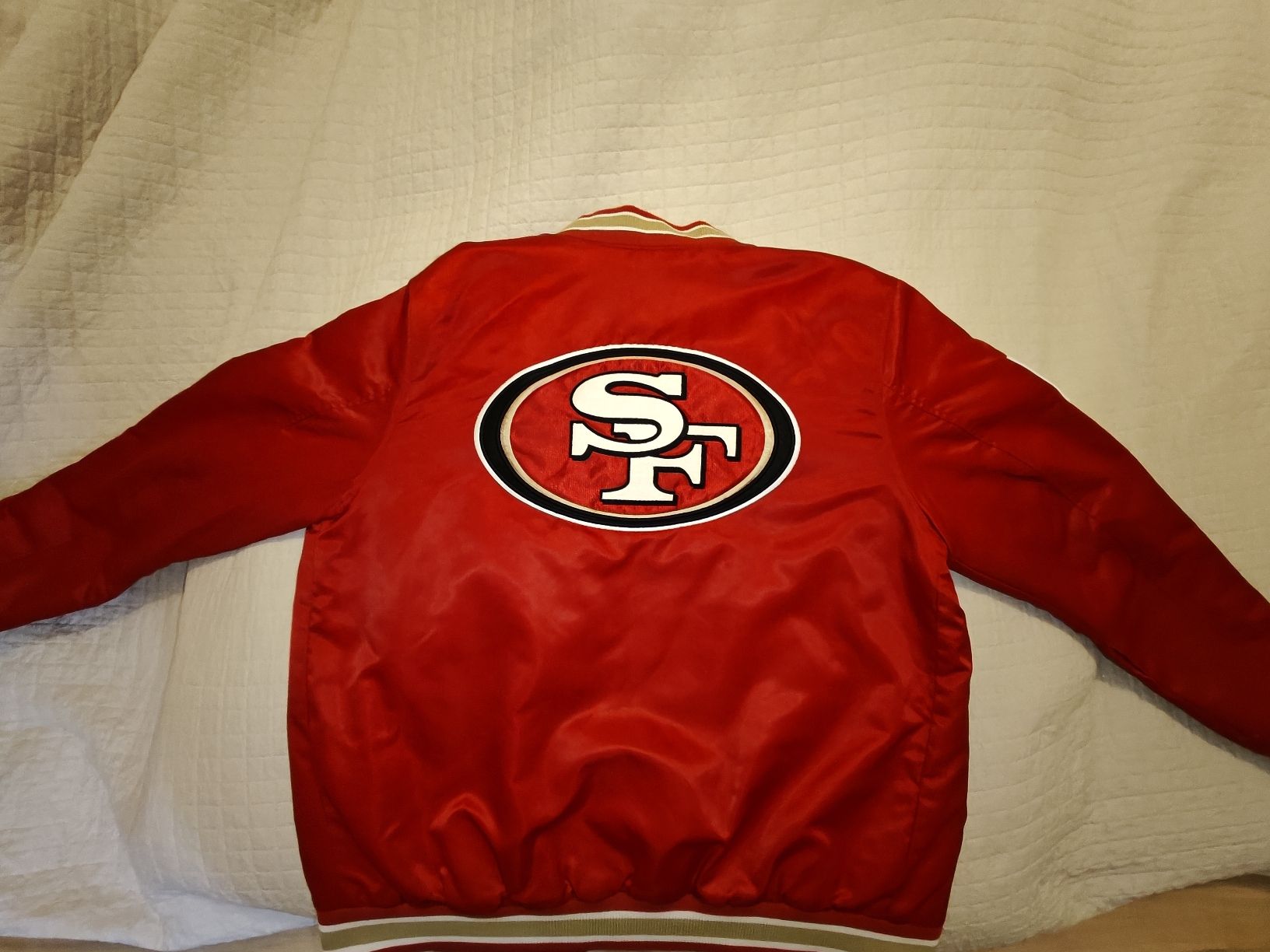 NFL Jacken: New Era 49ers NFL Bomber Jacket Red Size L – Gebraucht aus Bern von sio_w272 1