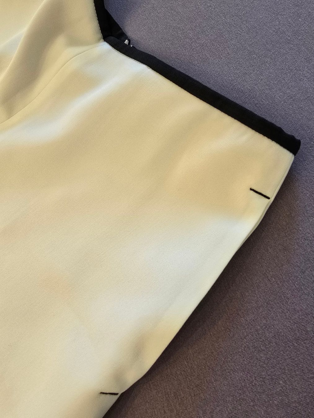 Giacche: Adolfo Dominguez White Safari Jacket + Trousers – Nuovo (secondo la descrizione) da Pfäffikon ZH venduto da JingTunic 8