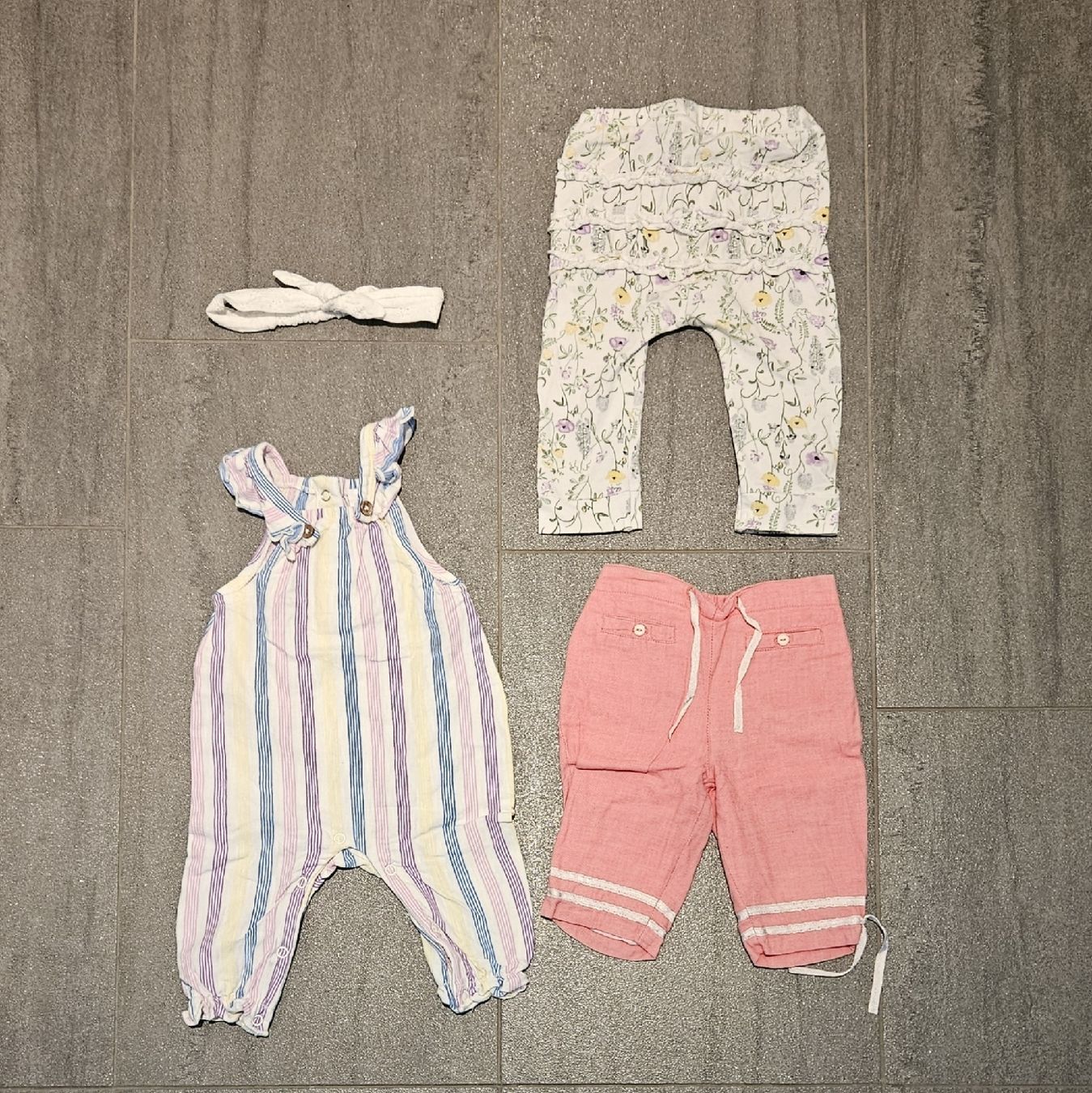 Lotti & Set di vestiti: Mädchen Sommer Set, Grösse 62 – Usato da Rotkreuz venduto da Kaffitanteli