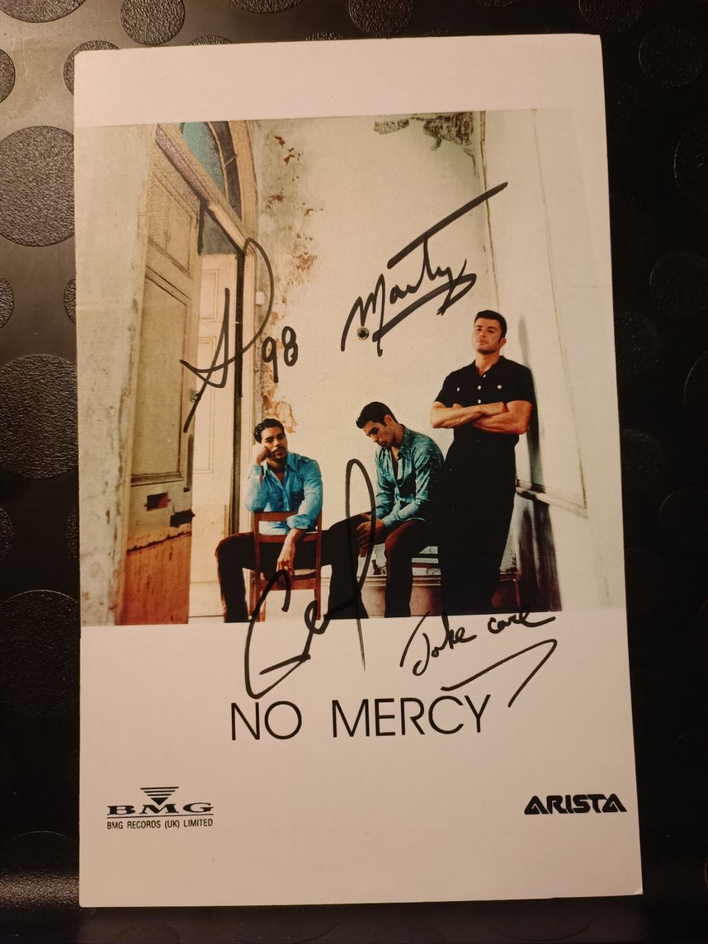 Autogramme: No Mercy - A5 Karte - handsigniert – Gebraucht aus Menziken von Artographs