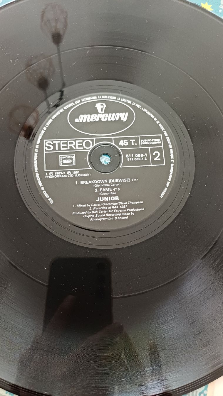 Dischi in vinile: Communication breakdown de Junior – Usato da Genève venduto da njia 3