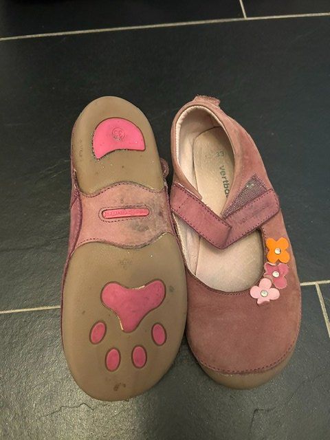 Schuhe für Mädchen: Vertbaudet Hausschuhe – Gebraucht aus Niederlenz von nad_7g5w 1
