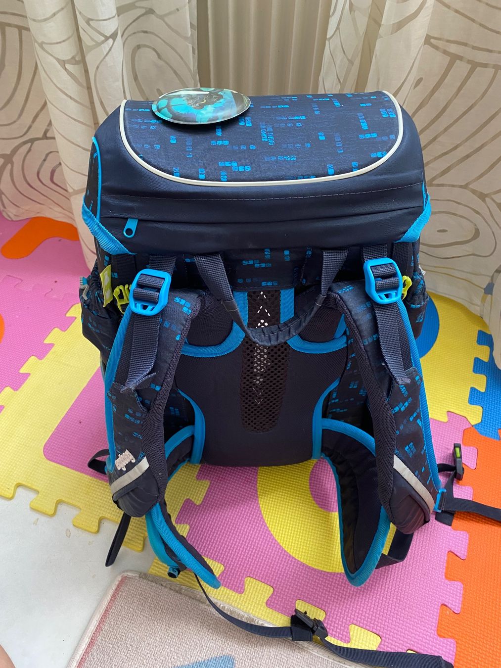 Ergobag Borse & Zaini: Schulranzen Ergobag Cubo light mit Turnbeutel – Usato da Basel venduto da WidmerV 3