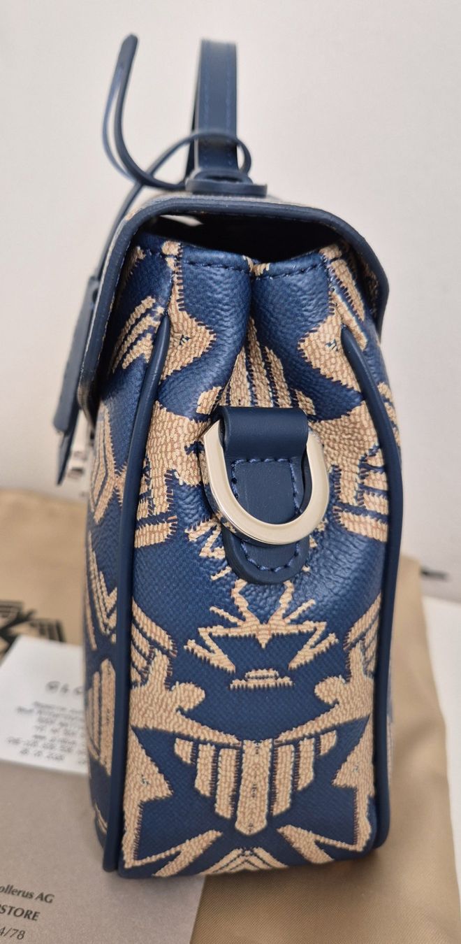 Maison Mollerus Borse da donna: Original Maison Mollerus 'MARLY' Maze Deep Blau, neu ab 1.-- – Nuovo e nell'imballaggio originale da Pfäffikon ZH venduto da Noelsa 9