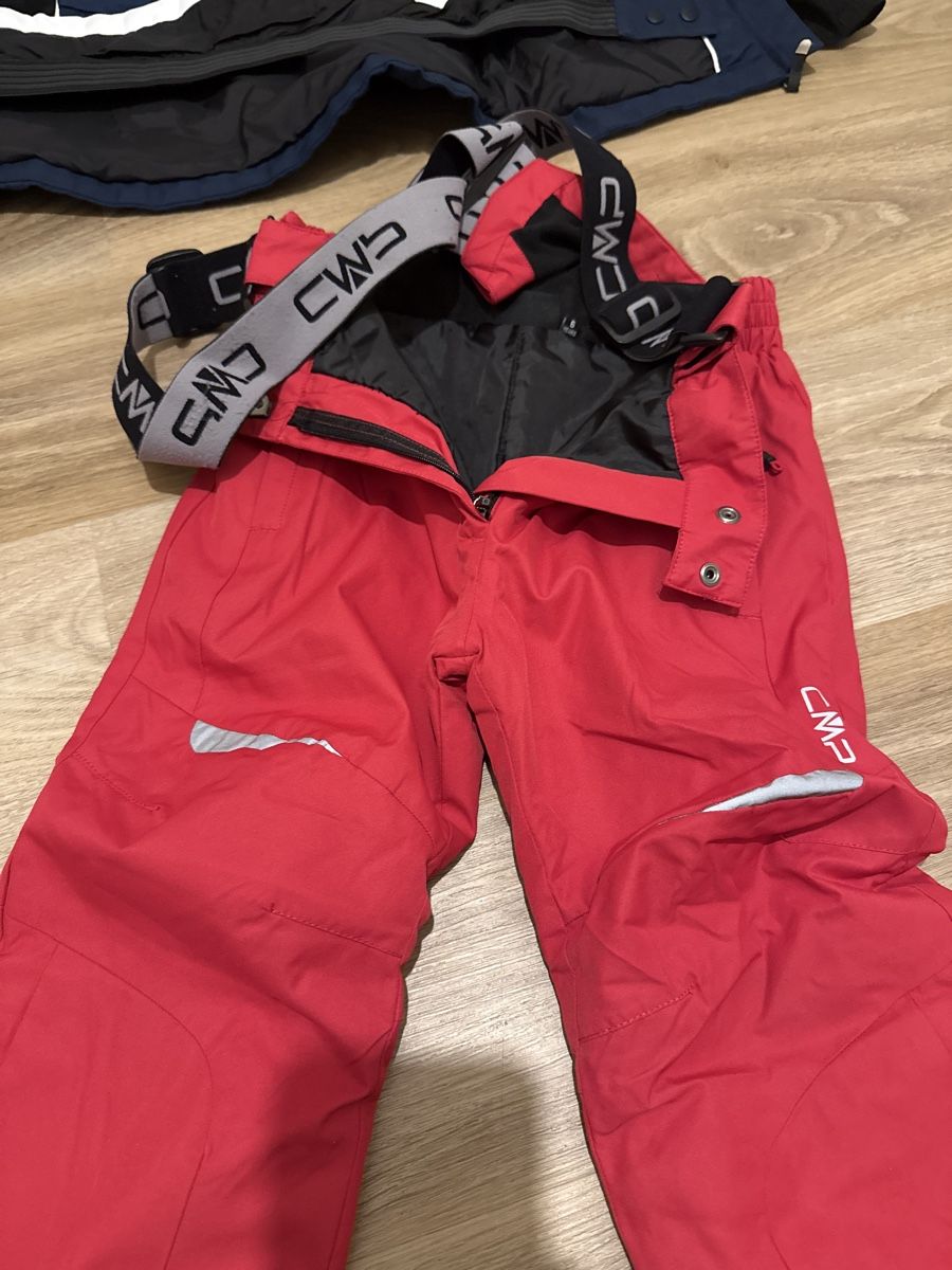Lotti & Set di vestiti: Mädchen schneeanzug 128 – Usato da Adliswil venduto da Sale12 1