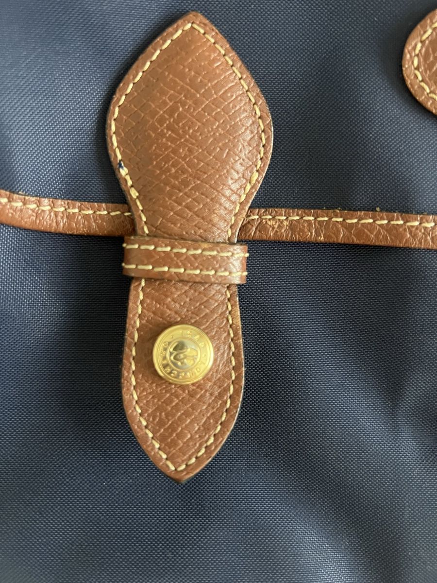 Longchamp Borse da donna: Longchamp Umhängetasche blau  – Usato da Uster venduto da Family_Boutique 4