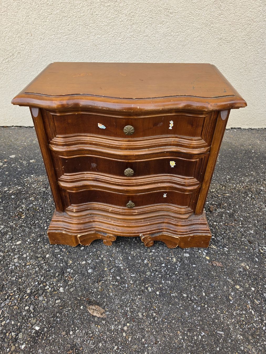 Cassettiere: Antike Holzkommode mit 3 Schubladen, Vintage Look – Usato da Mettlen venduto da elios0888 8