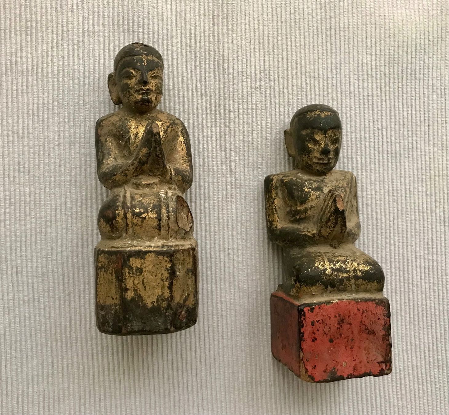 Statuette: Antike Holzfiguren, Adoranten – Usato da Basel venduto da nostanz 8