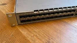 Arista 6x40G, 48x10G DCS-7050SX-72Q-F