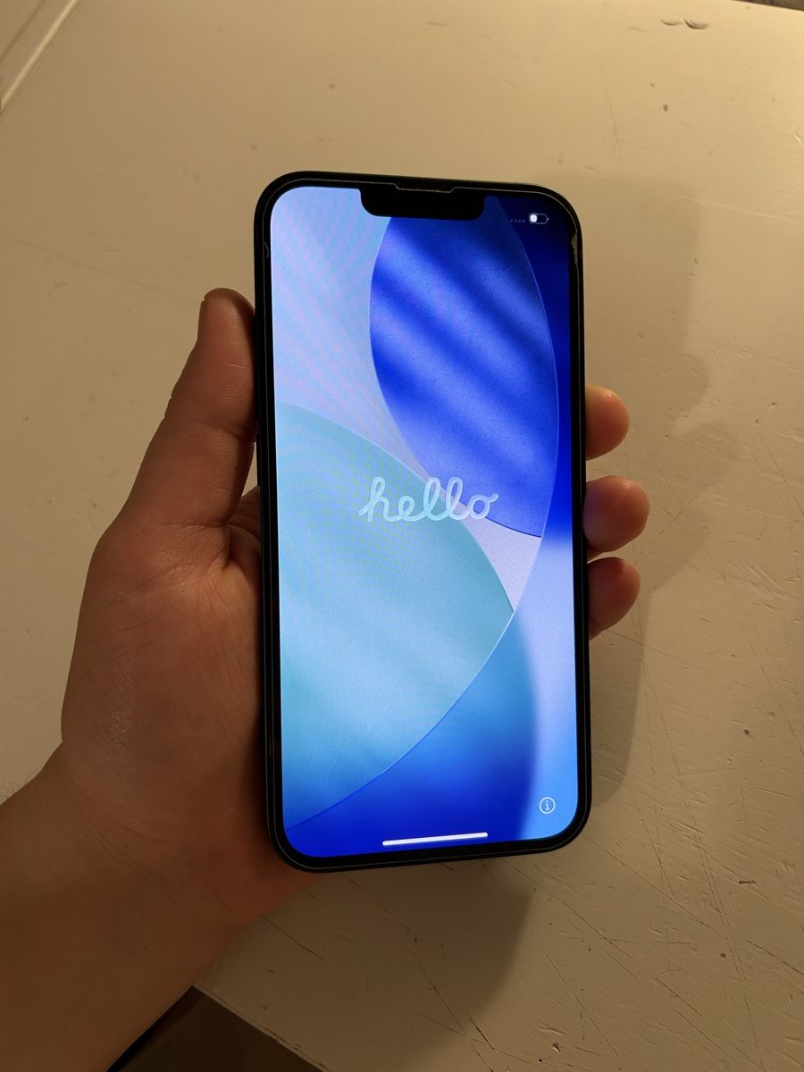 Apple Telefoni cellulari / Smartphones: IPhone 13 – Usato da Binningen venduto da fiona_pini 1