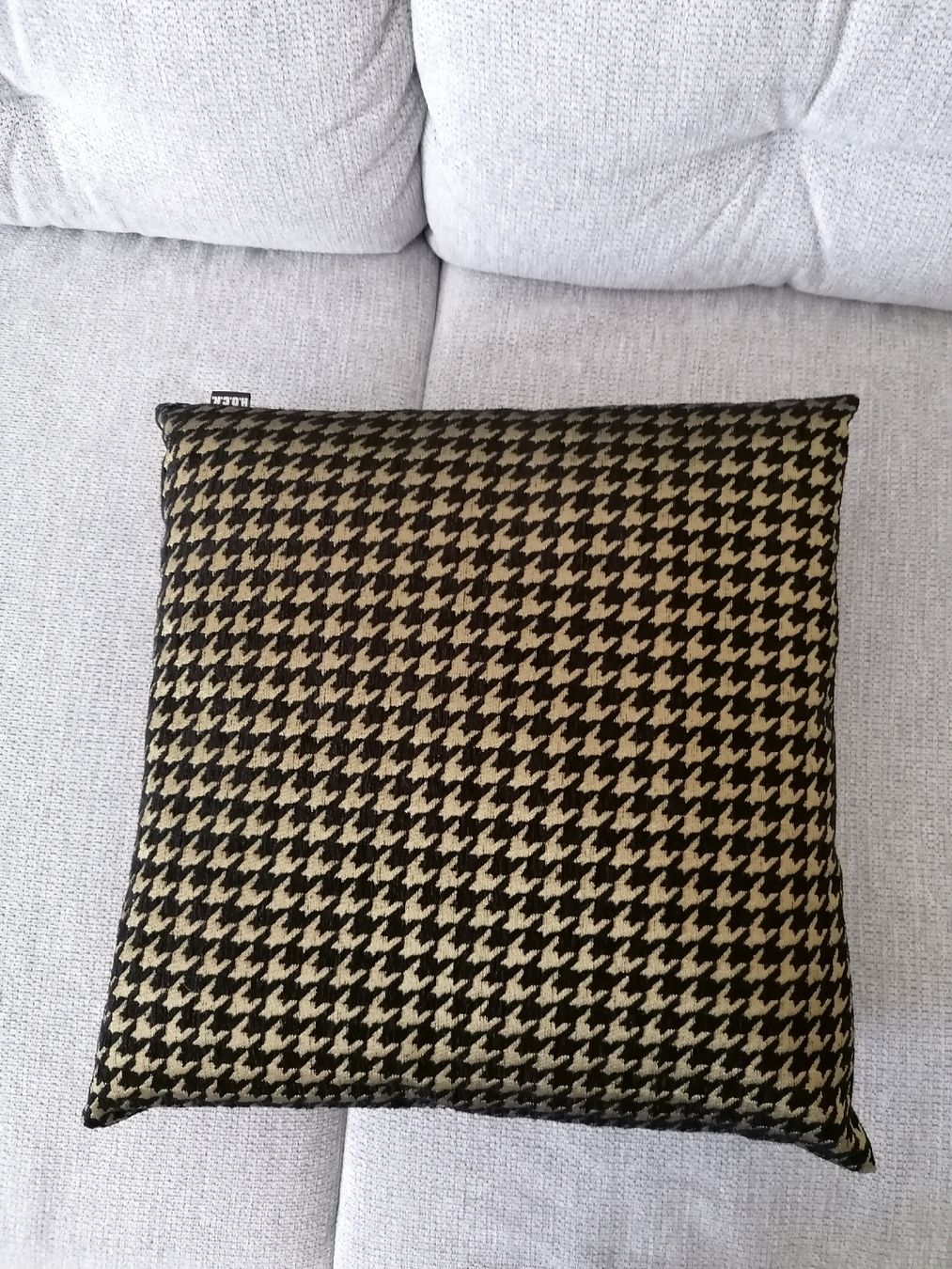 Pfister Coussins: Like New Cushion – Neuf (Voir description) à Zürich par thesuccessnow 2